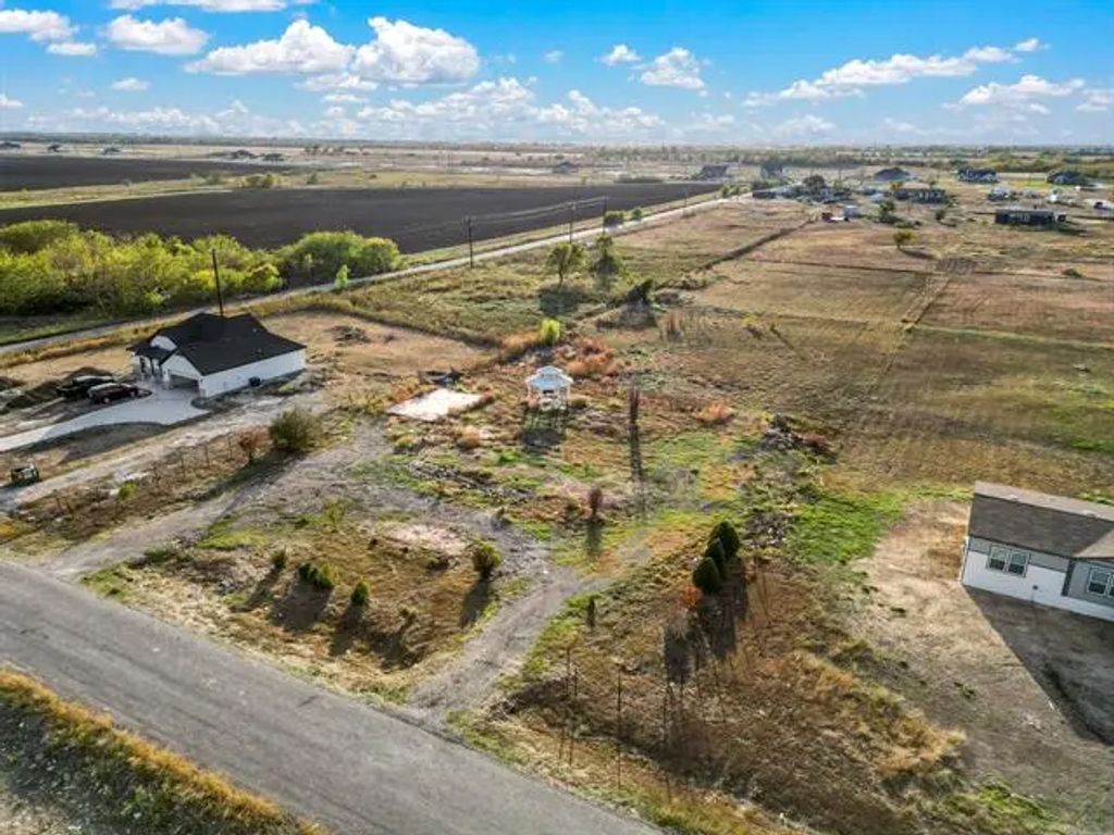 53 County Road 2131, Valley View