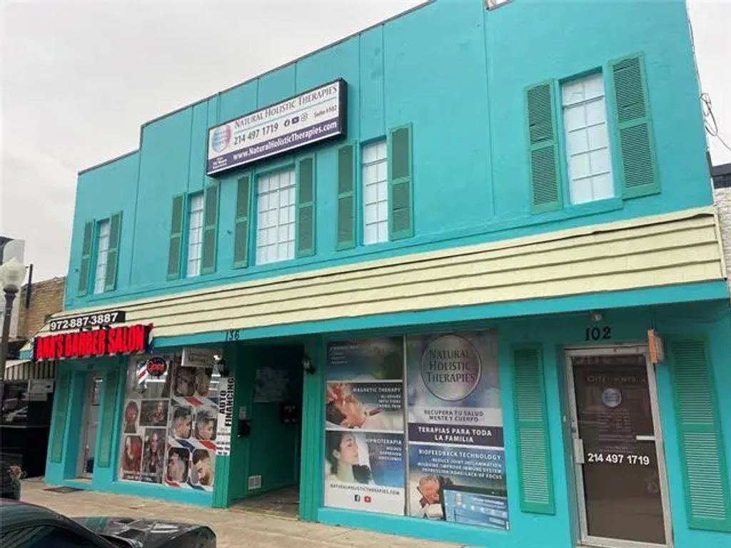 136 S Main Street, Irving