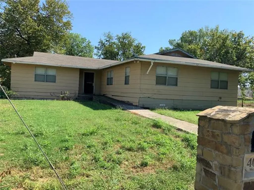 400 N Weaver Street, Gainesville