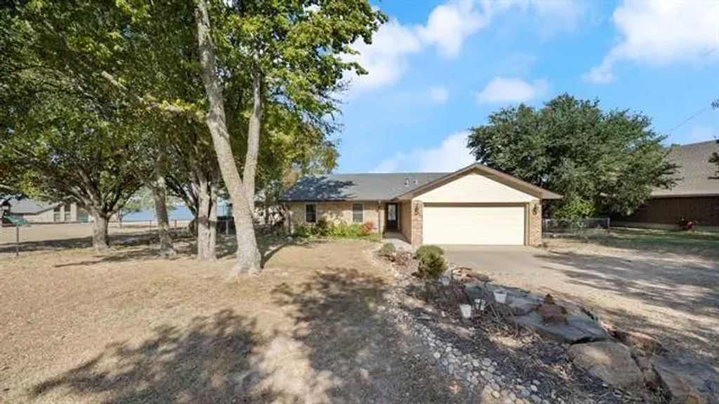 9840 Kathy Lynn Place, Quinlan