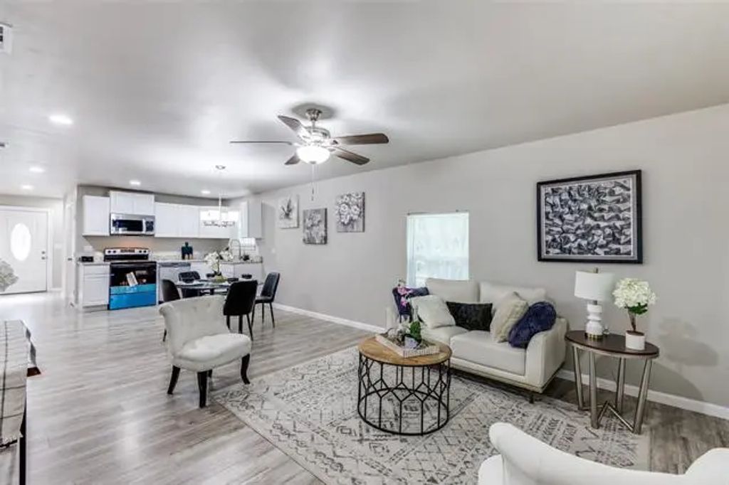 831 Lawrence Street, Gainesville