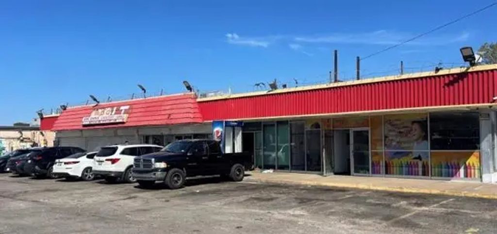 1225 Oak Grove Road, Fort Worth