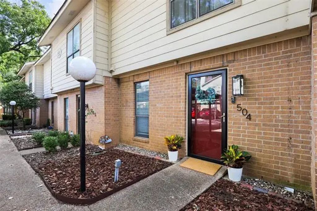 6646 E Lovers Lane 504, Dallas