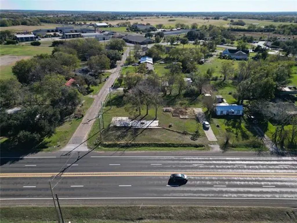 1514 E Us-80, Wills Point