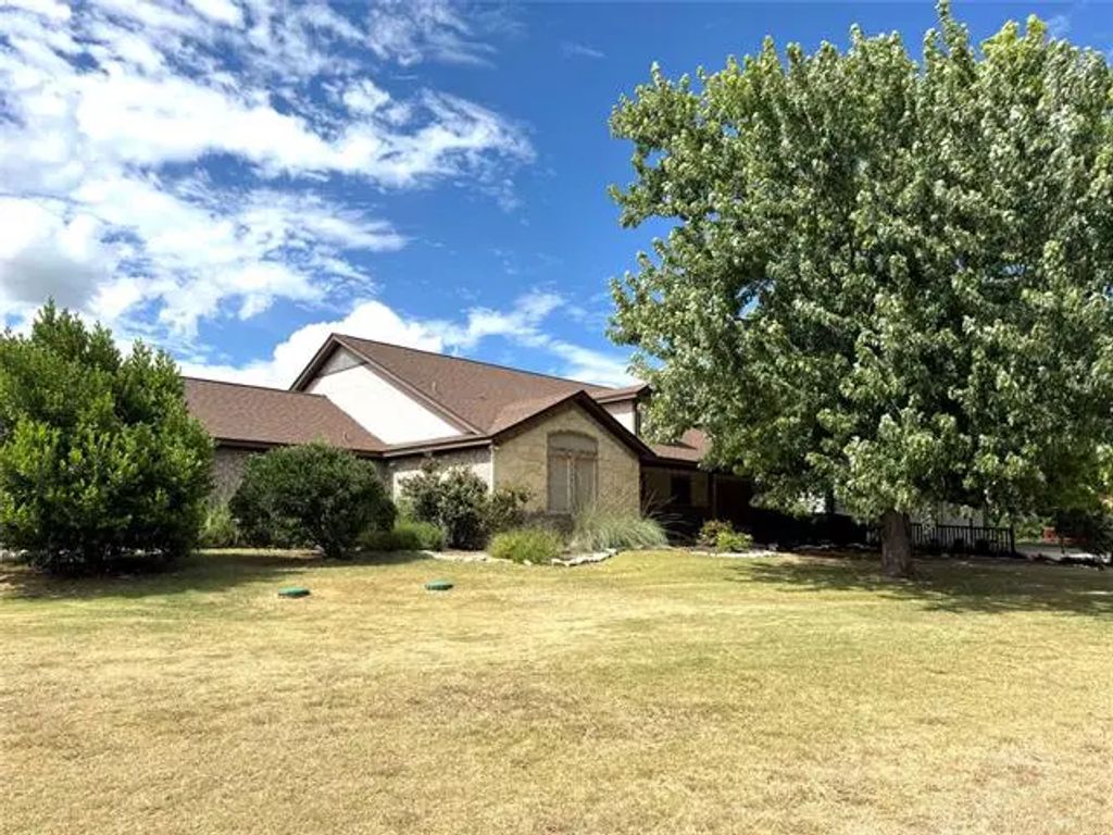 1723 Mcclendon Road, Weatherford