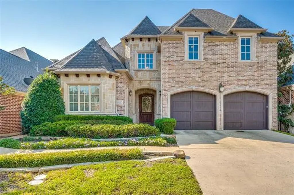 4122 Walnut Meadow Lane, Dallas