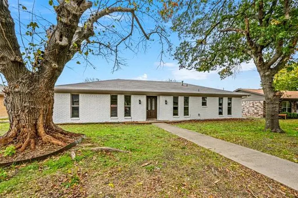 2313 Kentfield Drive, Plano