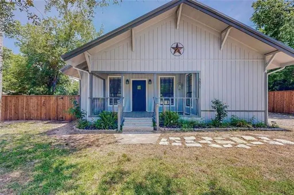 5871 Fm 2194, Farmersville