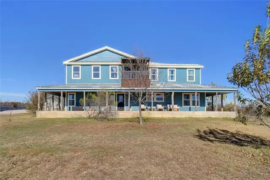 925 Leatherwood Lane, Poolville