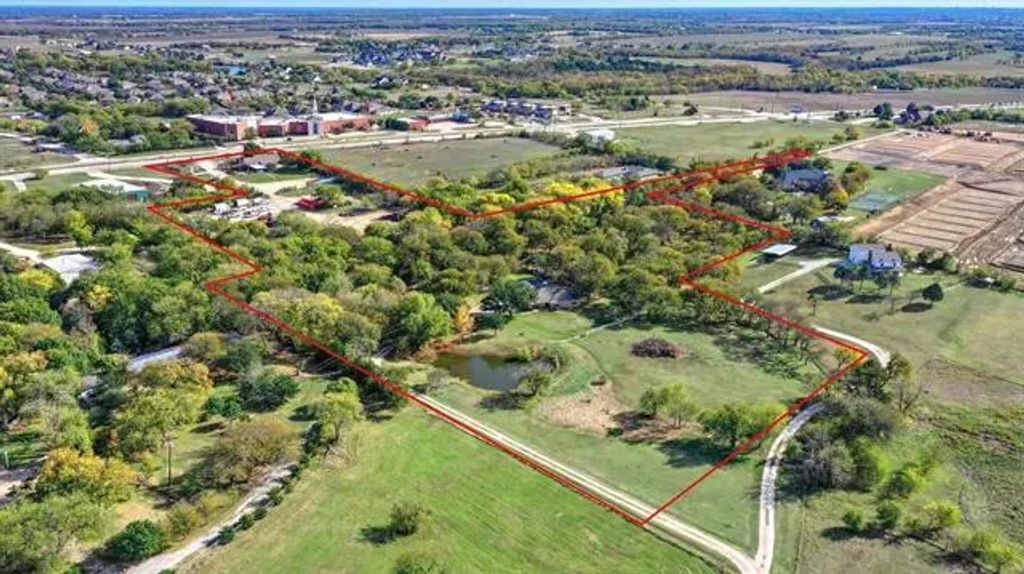 870 B N Preston Road, Celina