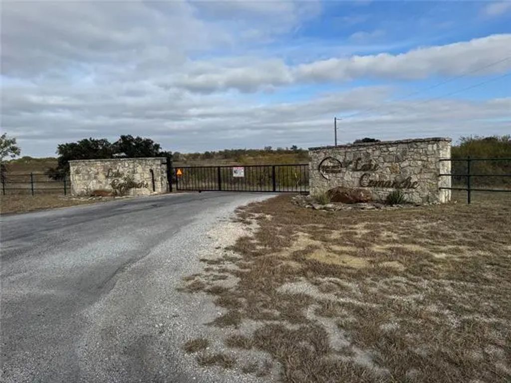 181 Lake Point Road Road, Comanche