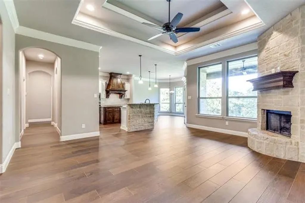 332 Trinity Avenue, Azle