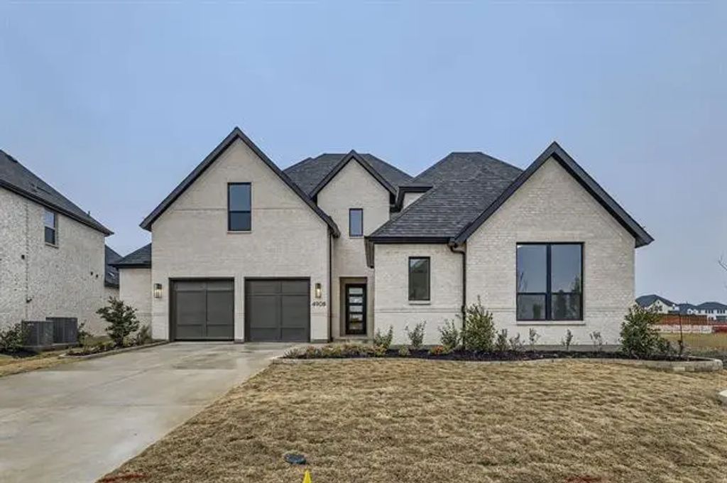 4908 Strada Street, Celina