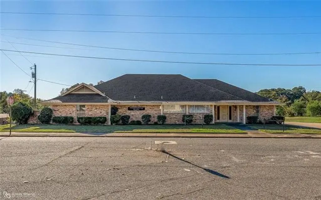 203 Pearl Street, Minden