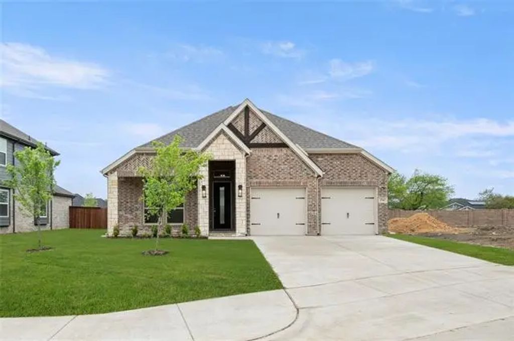 3742 Ironwood Street, Midlothian