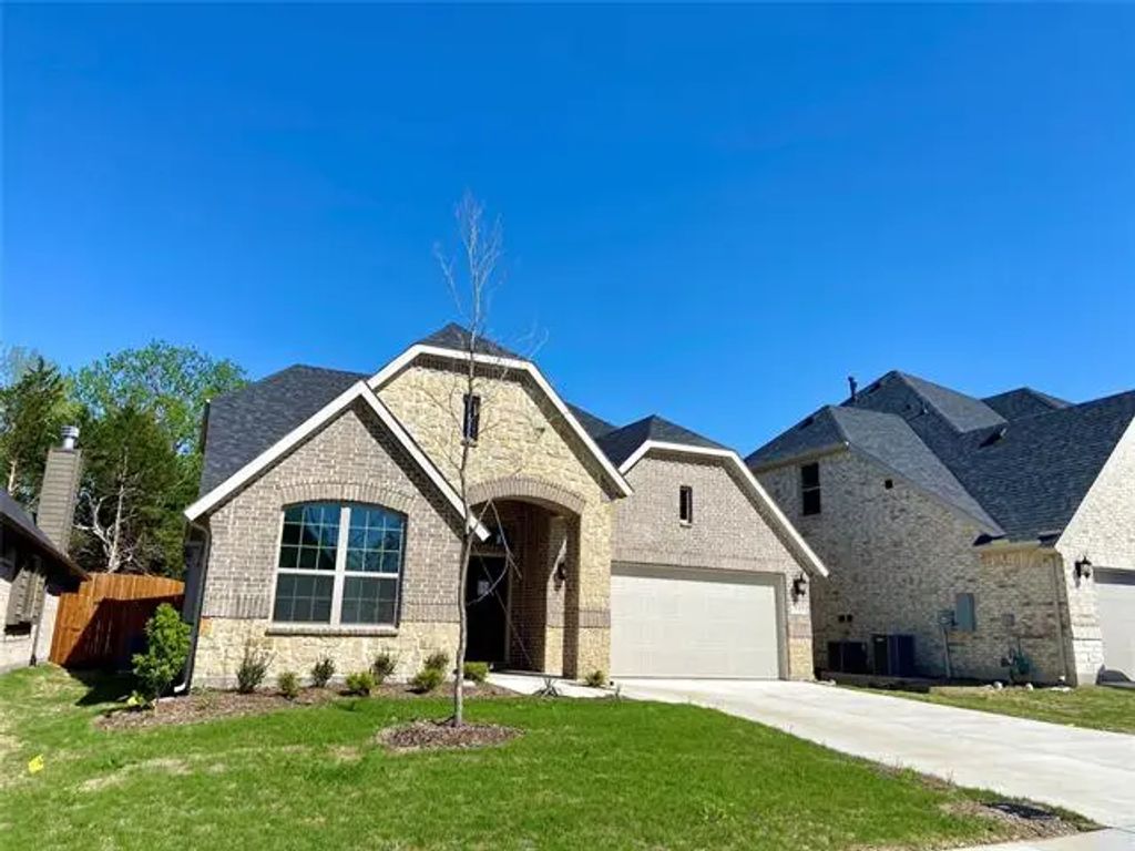335 Cherbury Lane, Greenville