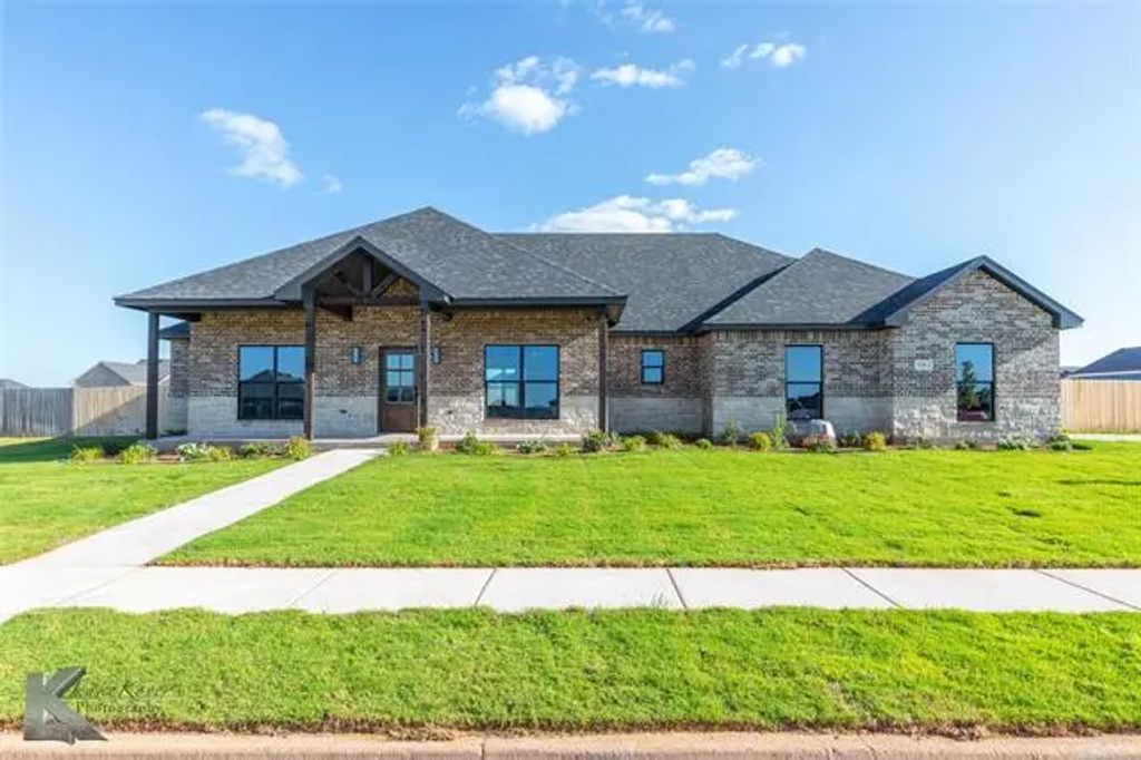 131 Beechcraft Road, Abilene