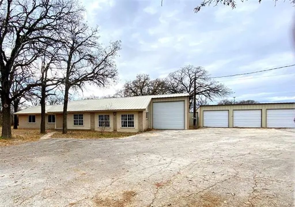 963 N State Highway 101, Chico