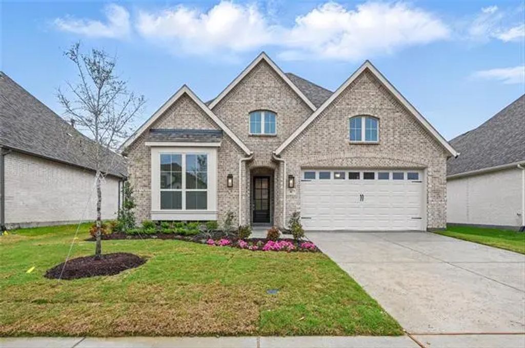 461 Arcane Street, Waxahachie