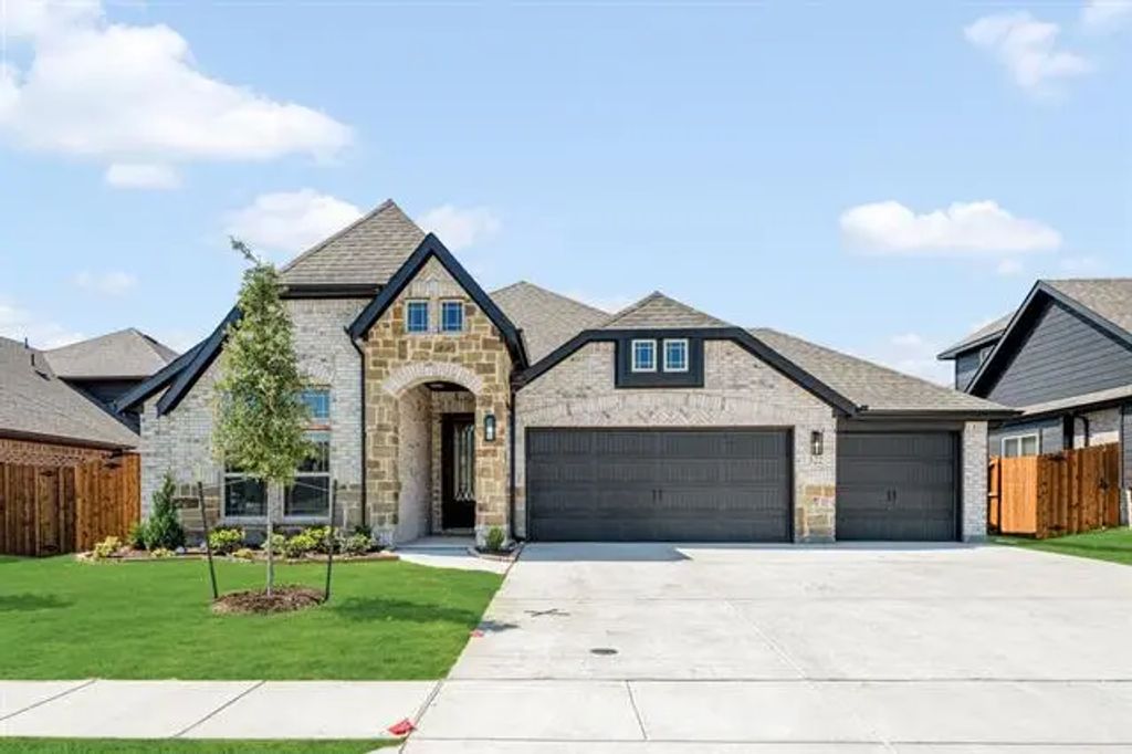 322 Atlas Cedar Drive, Glenn Heights
