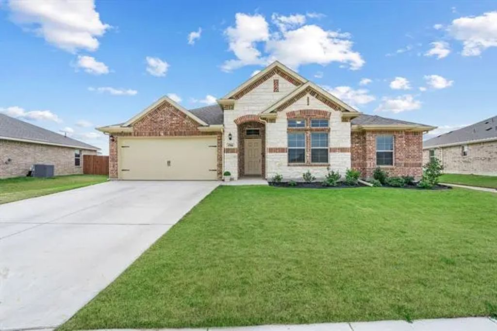 4704 Elite Drive, Sanger