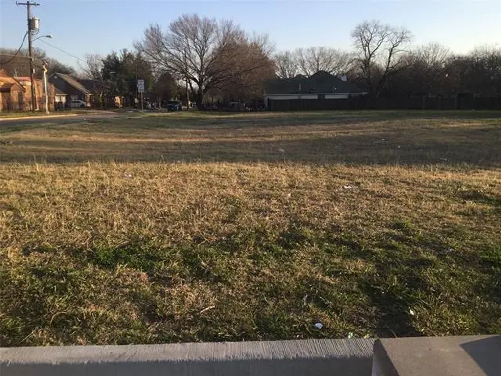 2464 E Ledbetter Drive, Dallas