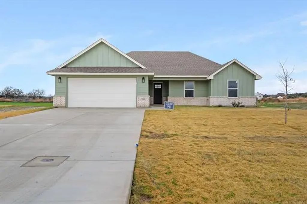 224 Yawney Drive, Lipan