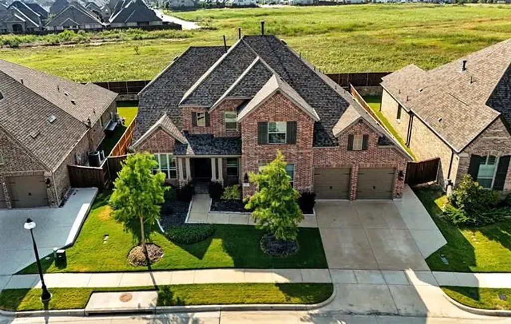 1521 Cedar Berry Drive, Aubrey