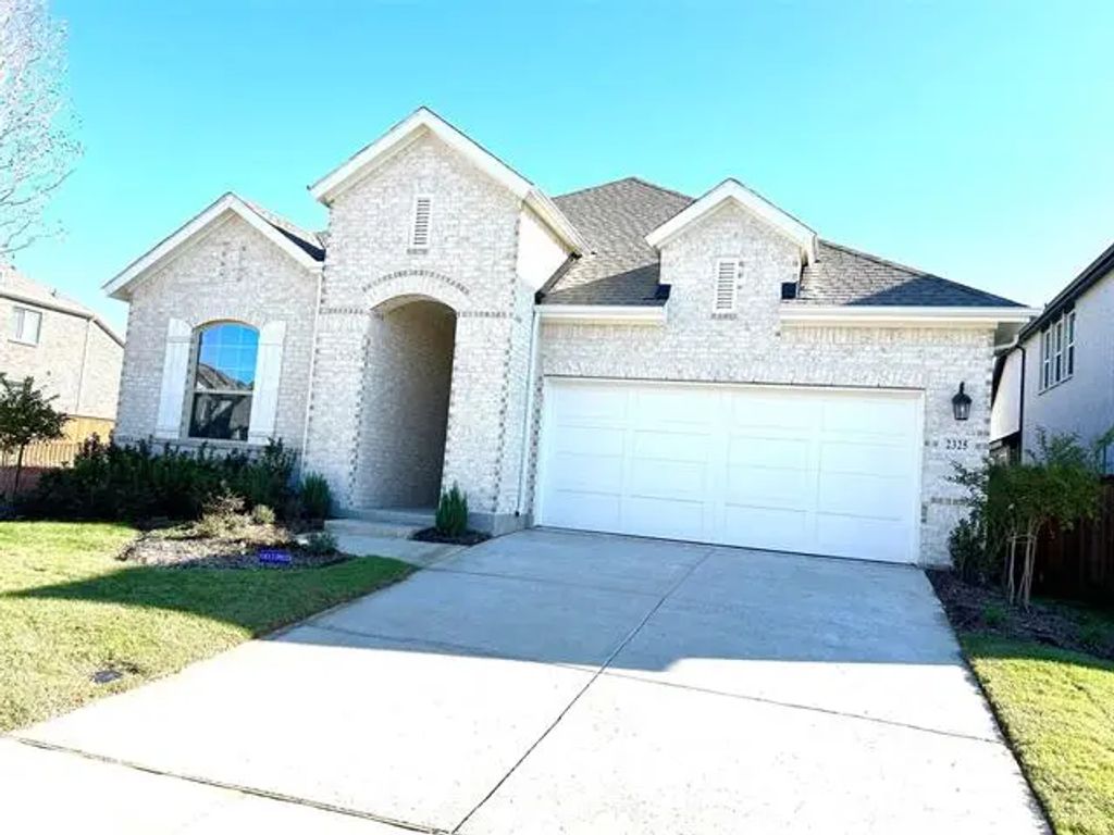 2325 Plumeria Lane, Celina