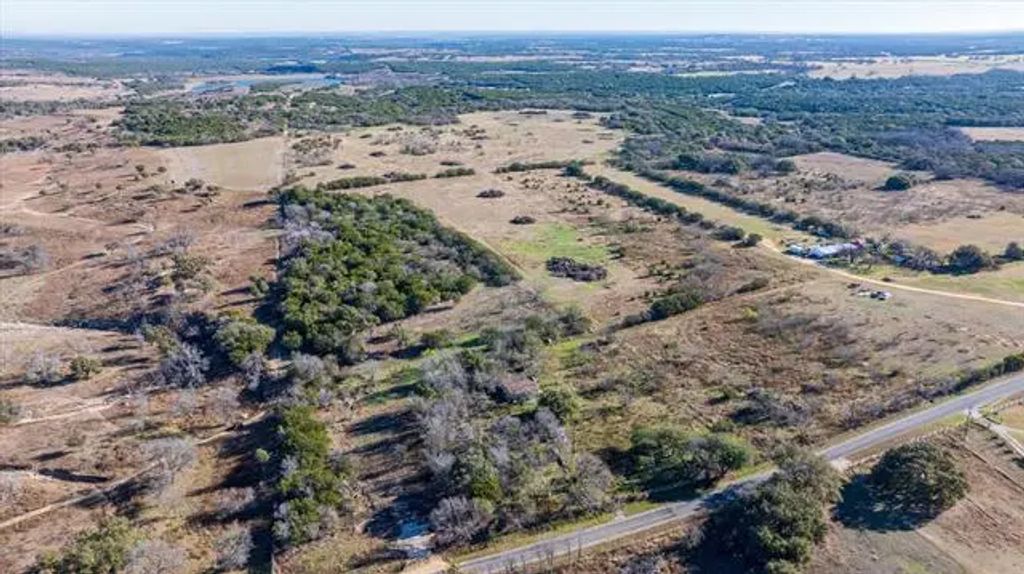 2000 County Road 1004, Glen Rose