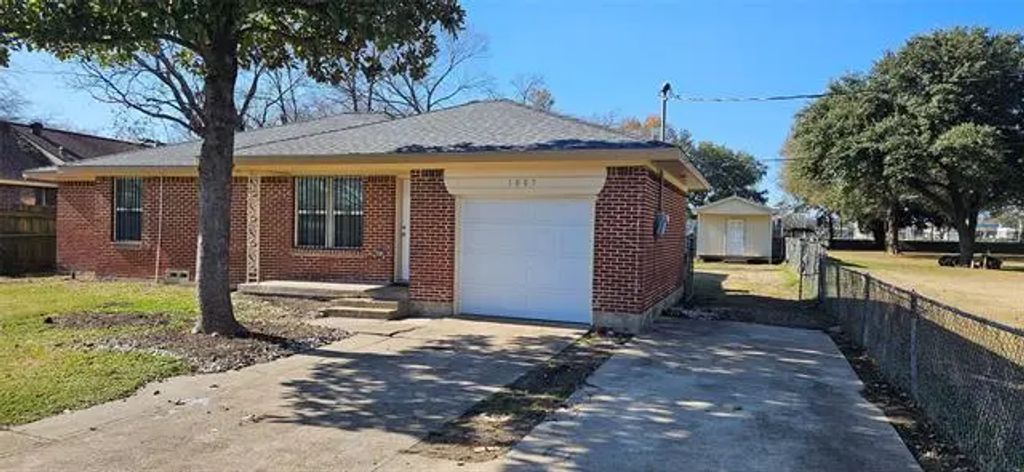 1007 Pleasant Drive, Dallas