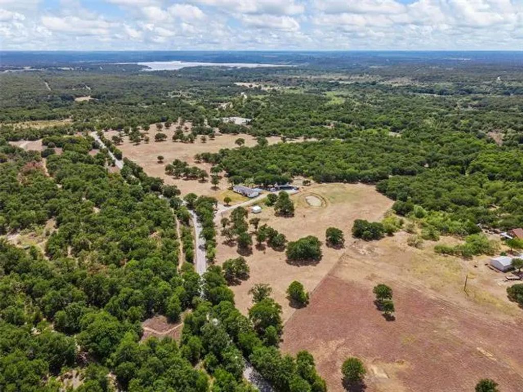406 County Road 1744, Chico