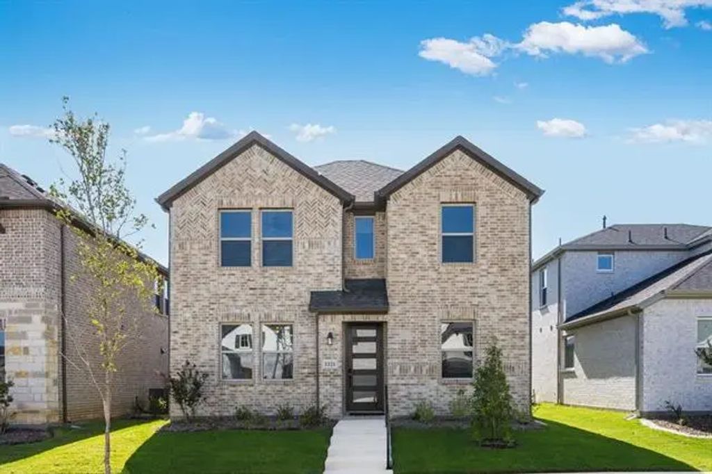 3321 Little Bluestem Road, Celina