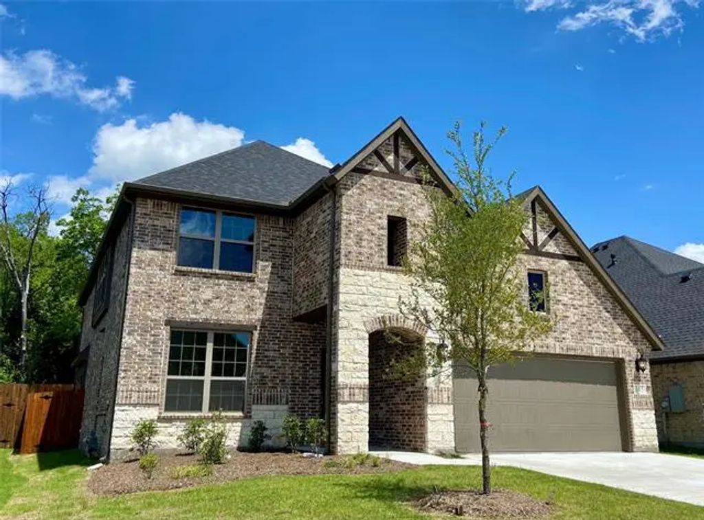 315 Cherbury Grove, Greenville