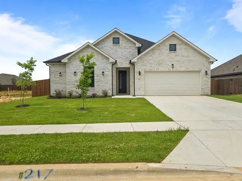 217 Rosemary Drive, Azle