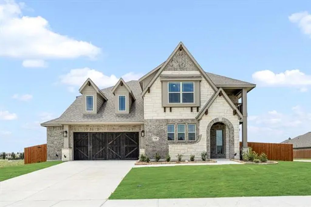 328 Resting Place Road, Waxahachie