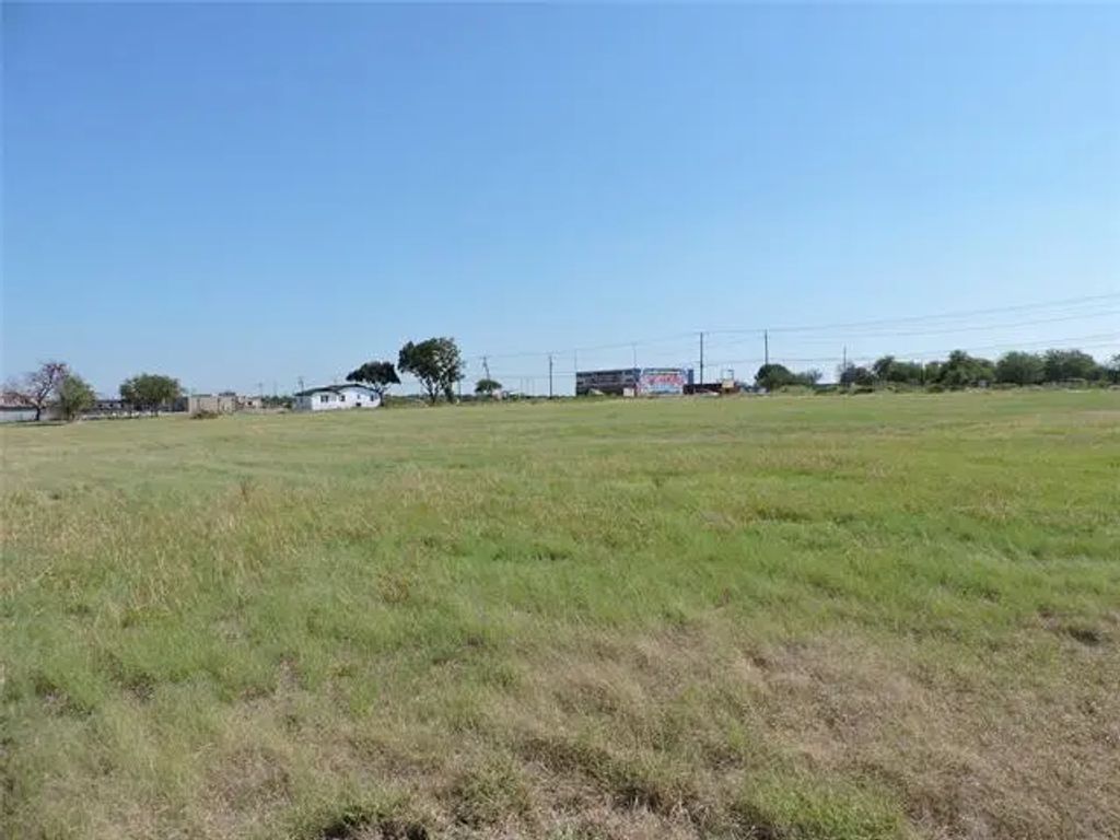 01 S Hwy 198, Mabank
