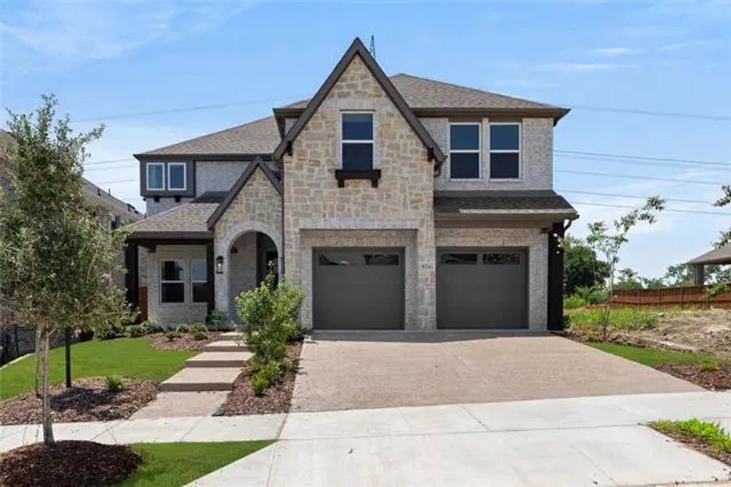 924 Salvation Drive, Lucas