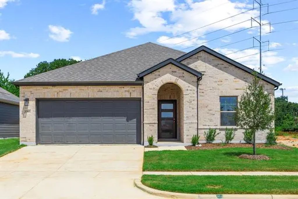 3301 Royal Forest Drive, Denton