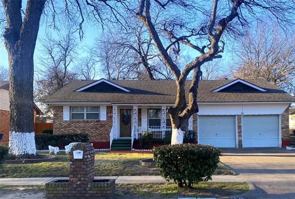 1136 E Five Mile Parkway, Dallas