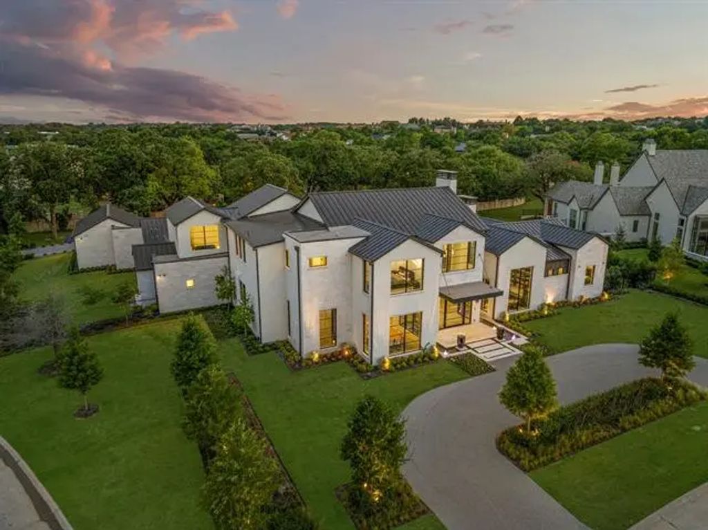 1901 Meadow View Court, Westlake