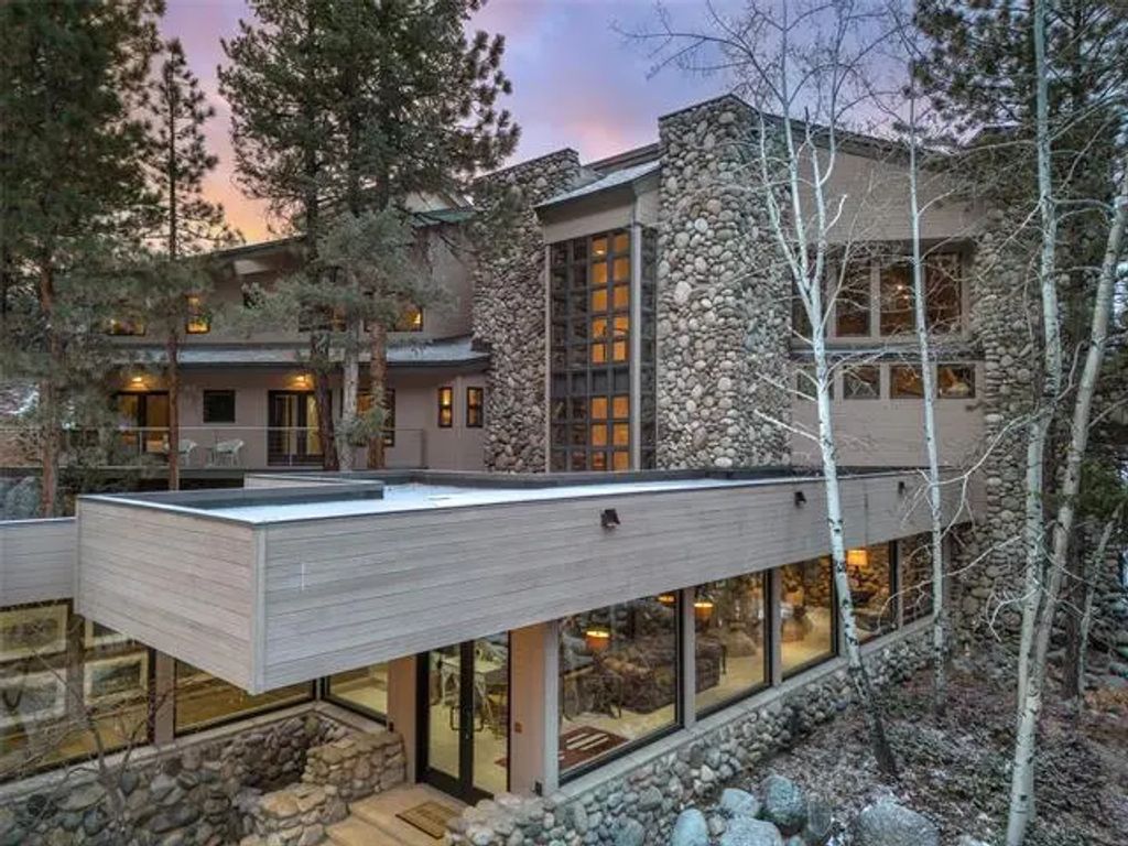 163 Peregrine Street, Durango