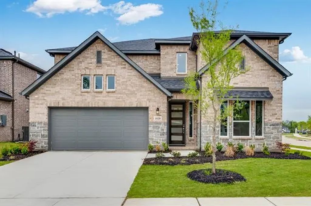 1820 Persimmon Place, Celina