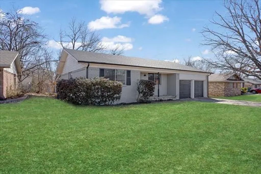 1117 Patricia Drive, Sherman
