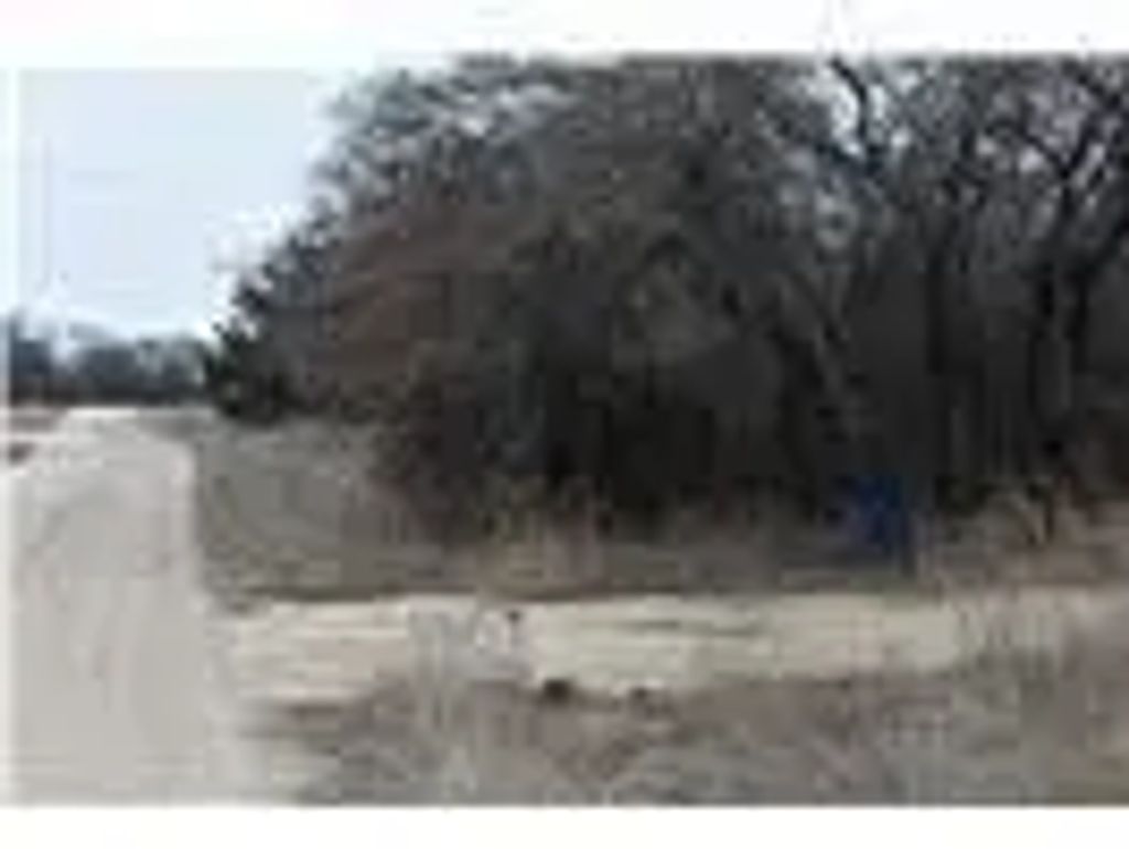 393 409 Private Road, No City