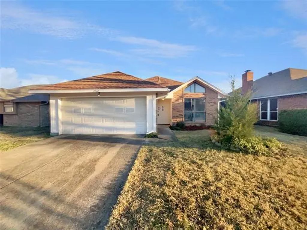 2602 Shalimar Drive, Garland