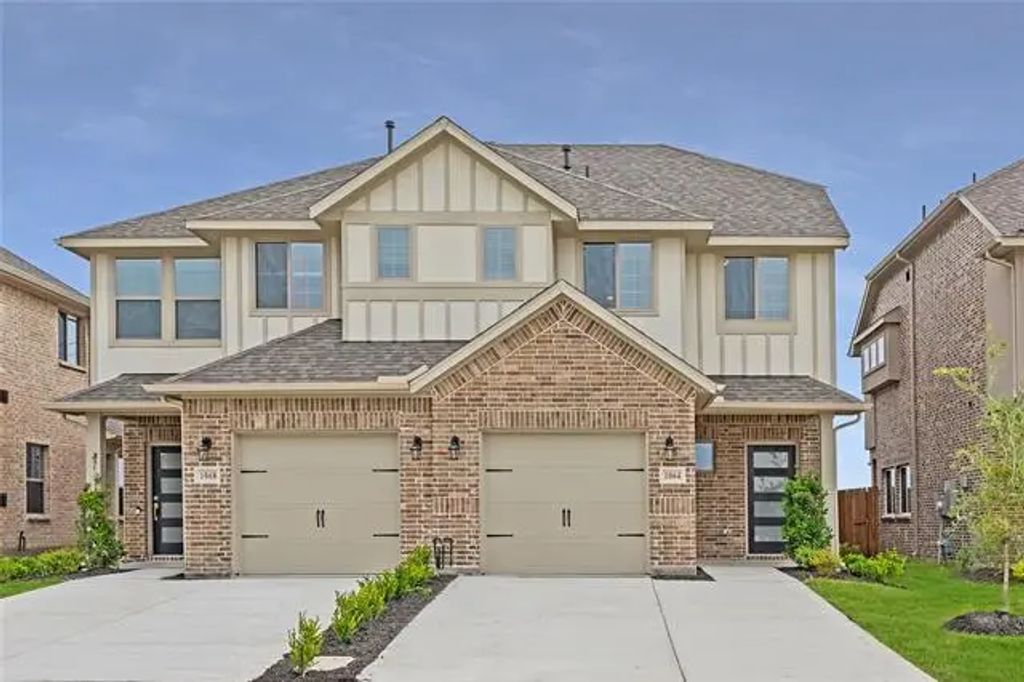 1064 Happy Holly Road, Lavon