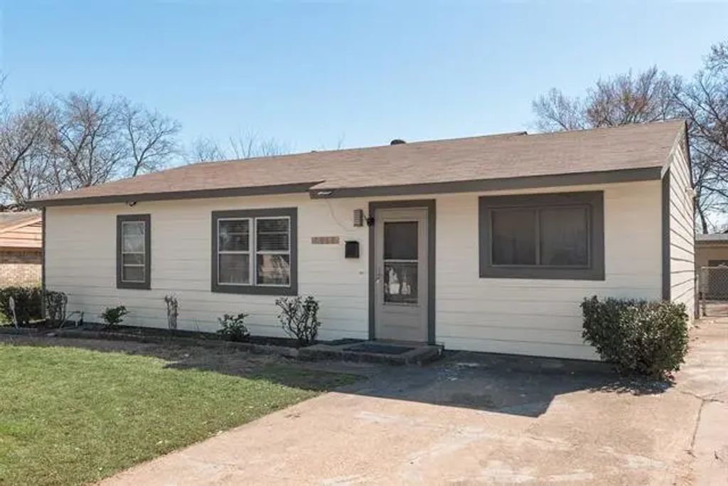 3860 Castle Hills, Dallas