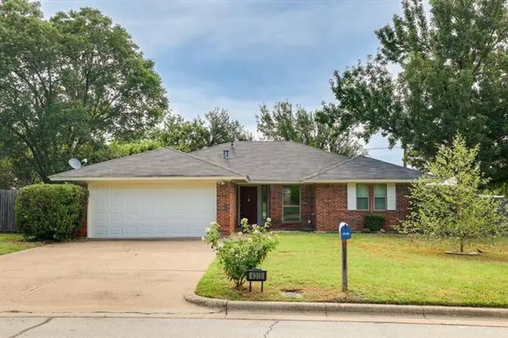 4315 Woodmeadow Court, Arlington