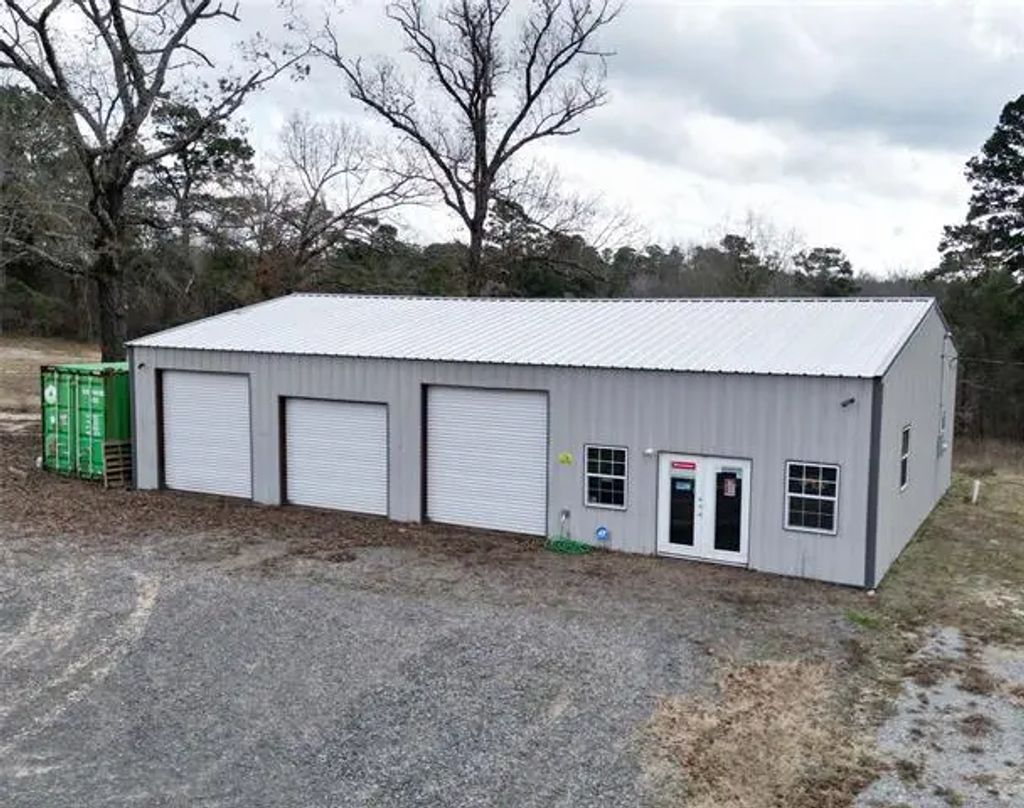 8534 N Us Highway 59, Atlanta
